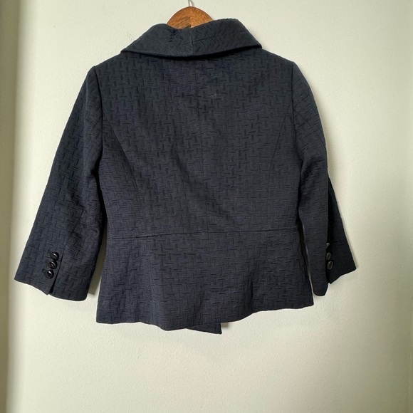 The Limited | Shawl collar peplum blazer, 3/4 sleeves Size Medium - Picture 3 of 10